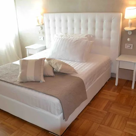 Ginevra 4*