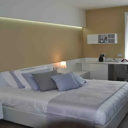 Ginevra Bed & Breakfast 4*